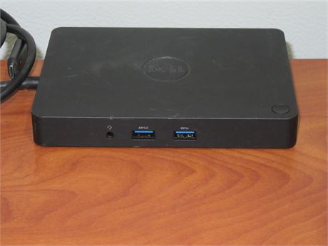 Lot of 4 - Dell WD15 Dock - USB 3.0, USB 2.0, DisplayPort, HDMI, VGA, GbE