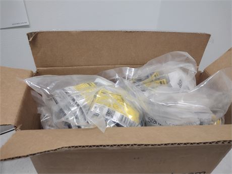 Lot of 10 New in Packaging Startech DVI to VGA Adapters