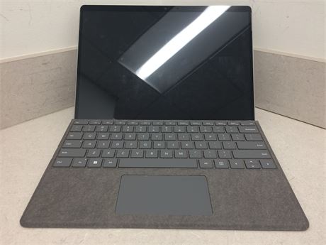 Microsoft Surface Pro 8-Intel Core i5-1145G7, 8GB RAM, 128GB NVME SSD, NO OS/BAT